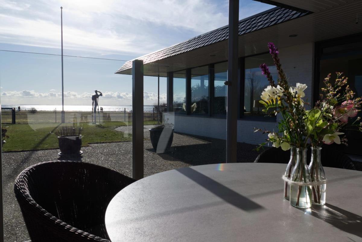 Burgtiefe auf Fehmarn Inselblume 82 - Bungalow Am Suedstrand Mit Meerblick מראה חיצוני תמונה