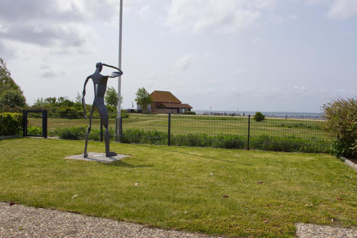 Burgtiefe auf Fehmarn Inselblume 82 - Bungalow Am Suedstrand Mit Meerblick מראה חיצוני תמונה